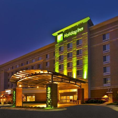 Holiday Inn Detroit Metro Airport By Ihg Romulus Exterior photo